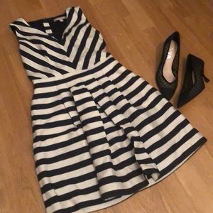 Banana Republic short cocktail dress